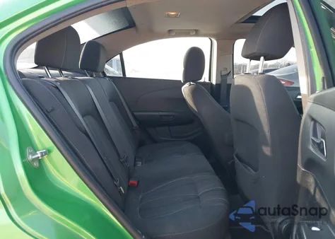 2014 Chevrolet Sonic Lt Auto z USA, uszkodzony, nr VIN 1G1JC5SH9E4233072